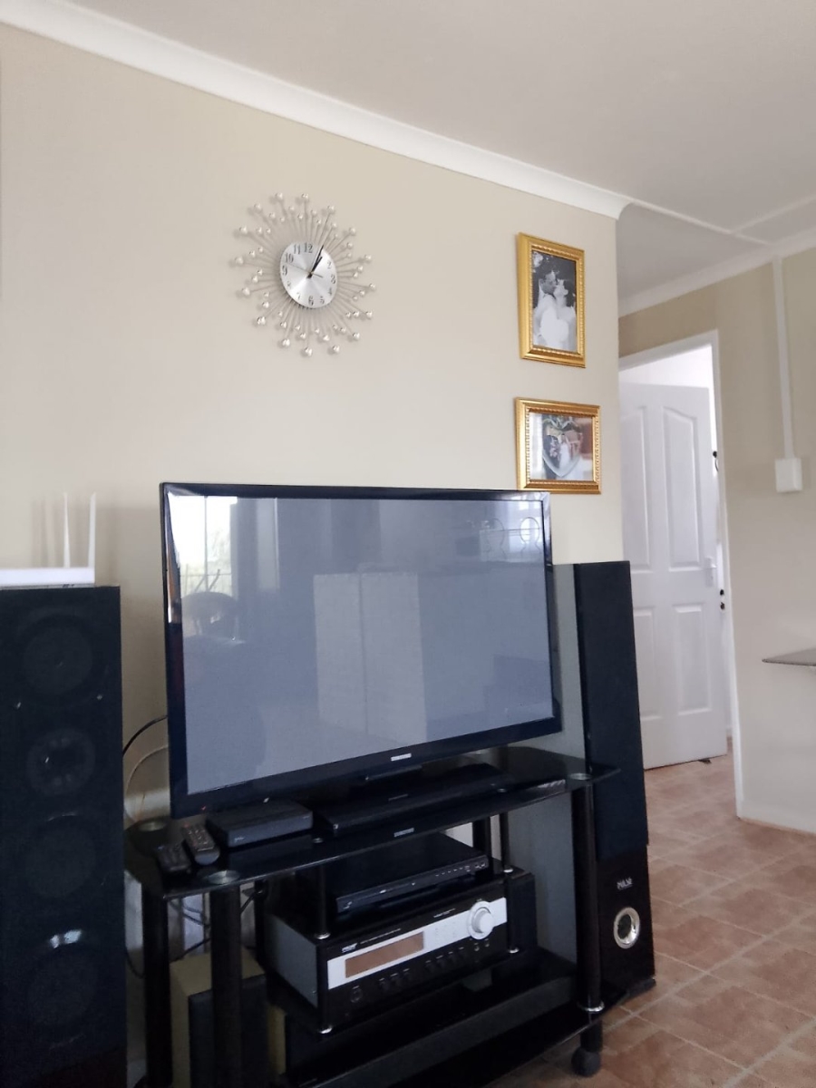  Bedroom Property for Sale in Bloemhof North West